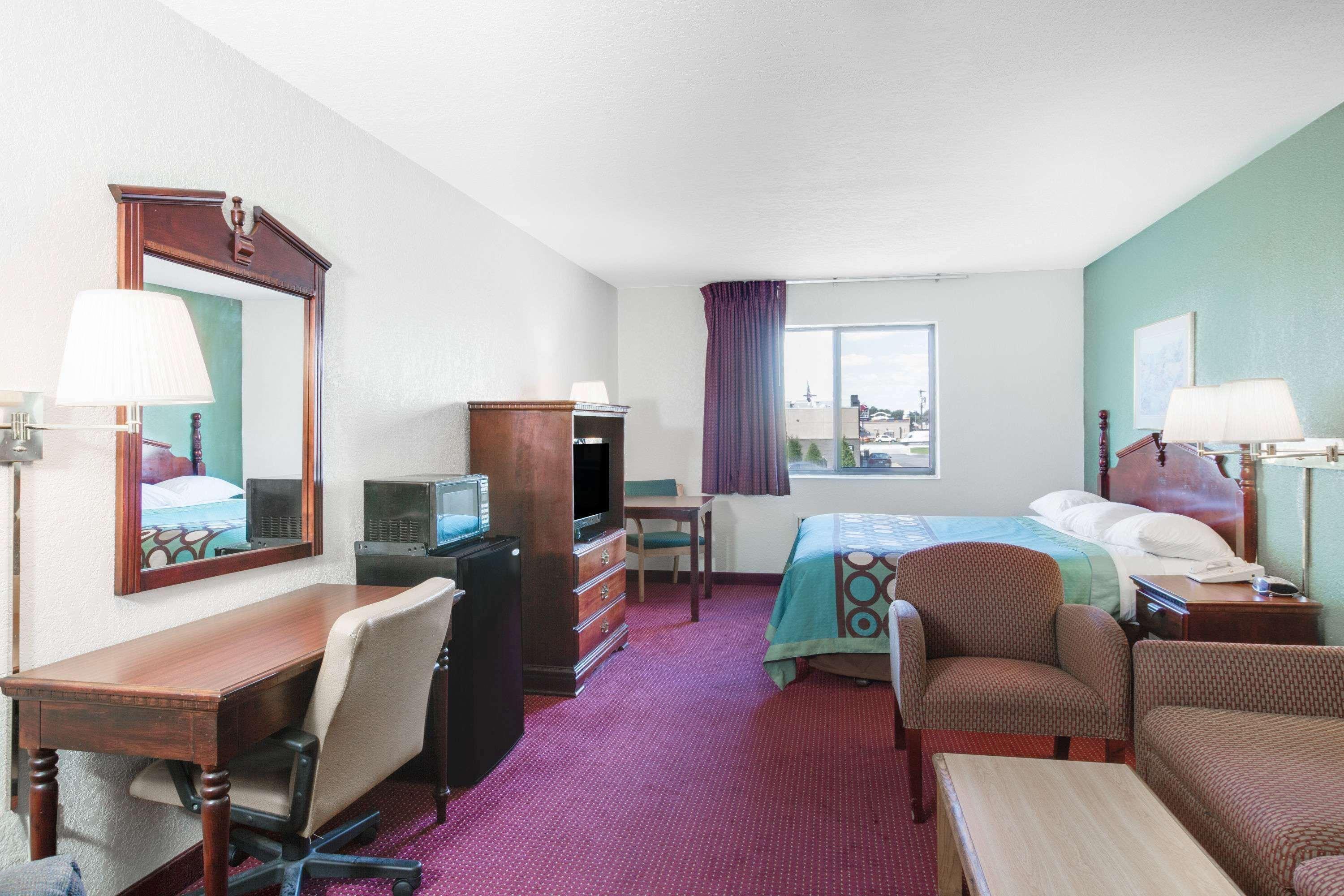 Super 8 By Wyndham Kennett Motel Ngoại thất bức ảnh